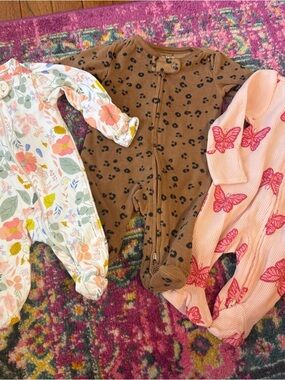 3 Piece Carters Newborn Sleepers Bundle Brown Pink Floral Butterfly Cheetah